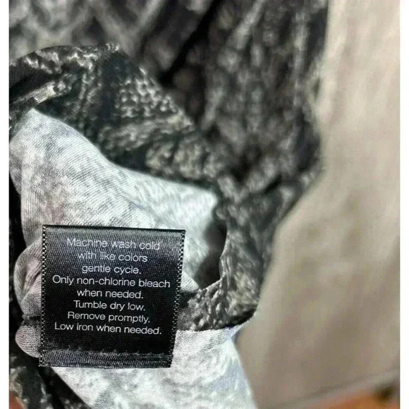 KamaliKulture Dress Small Ruched Long Sleeves Knee Length Stretch - Picture 6 of 8